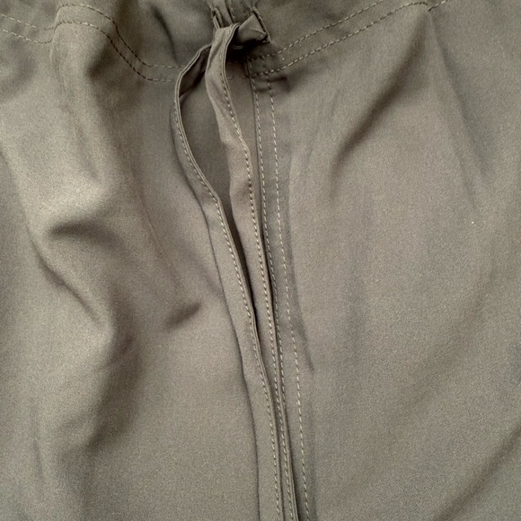 Scrubstar Women's Core Essentials Pewter Scrubs Set Size: 3XL - Picture 7 of 7